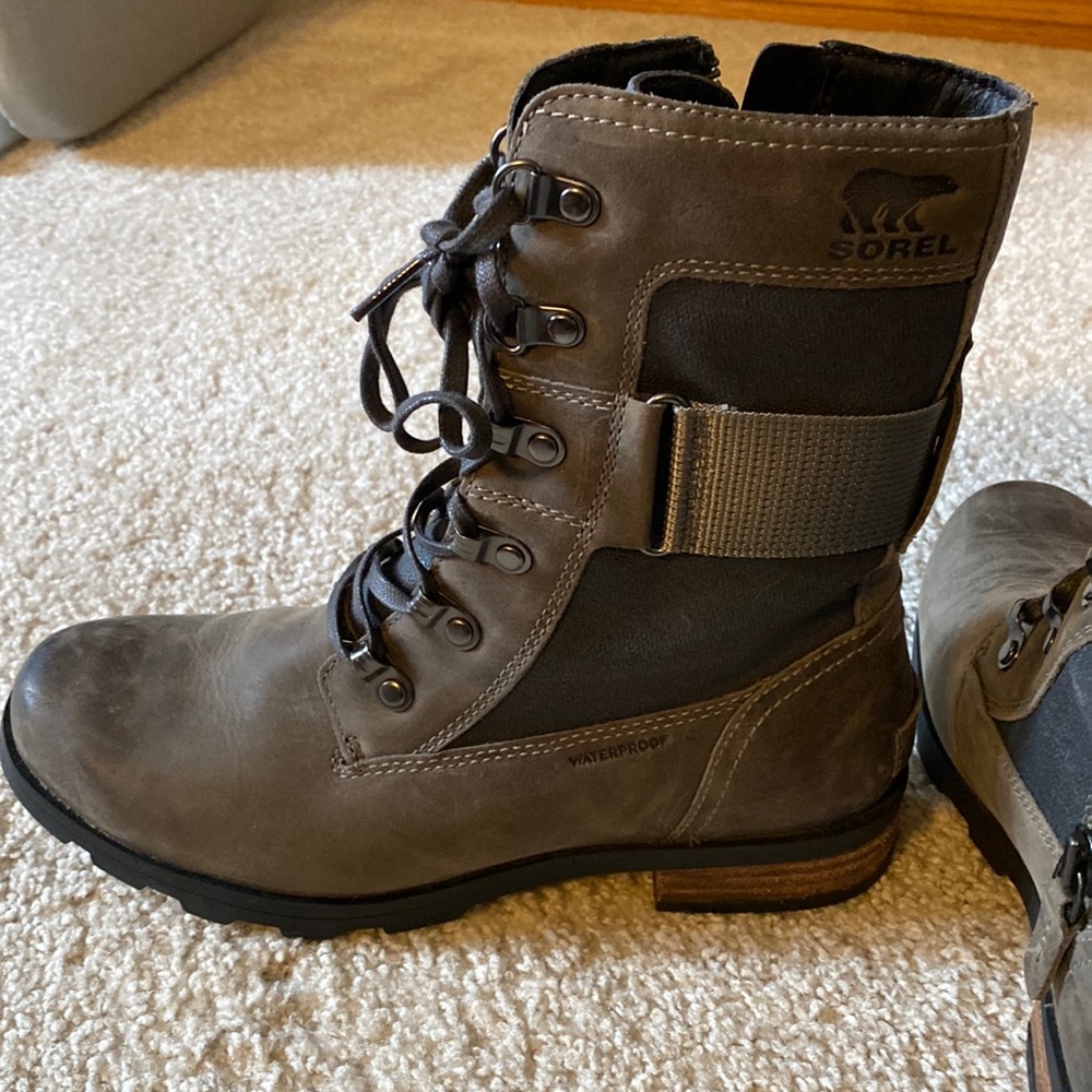 Brand new sorel boots